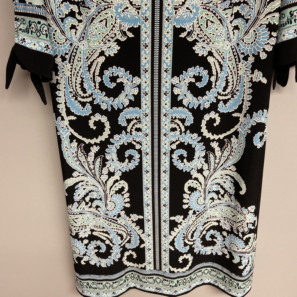 Women's size medium Sandra Darren dress. Paisley Print.. - Picture 8 of 8